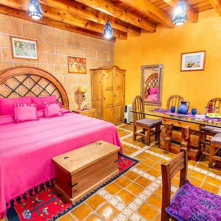 Mex Suites Casa Azul B&B Città del Messico Esterno foto