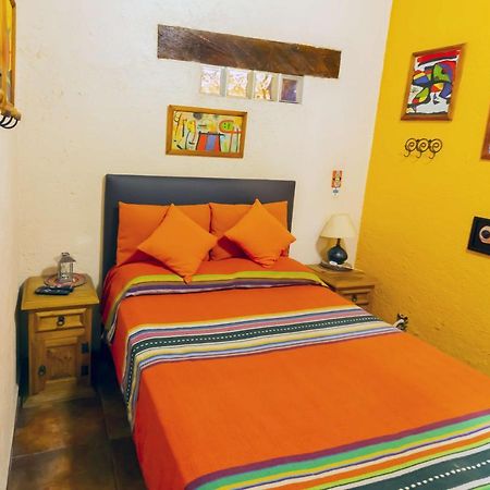 Mex Suites Casa Azul B&B Città del Messico Esterno foto