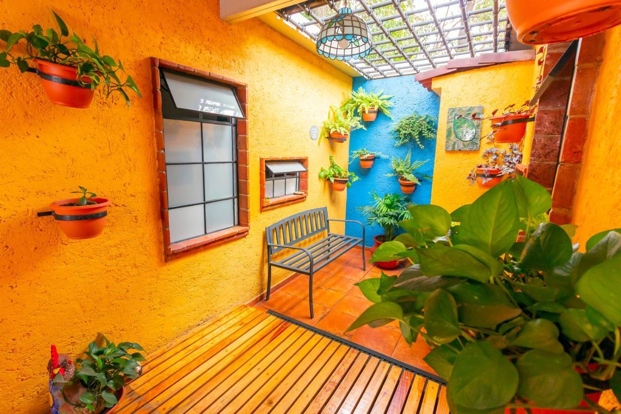 Mex Suites Casa Azul B&B Città del Messico Esterno foto