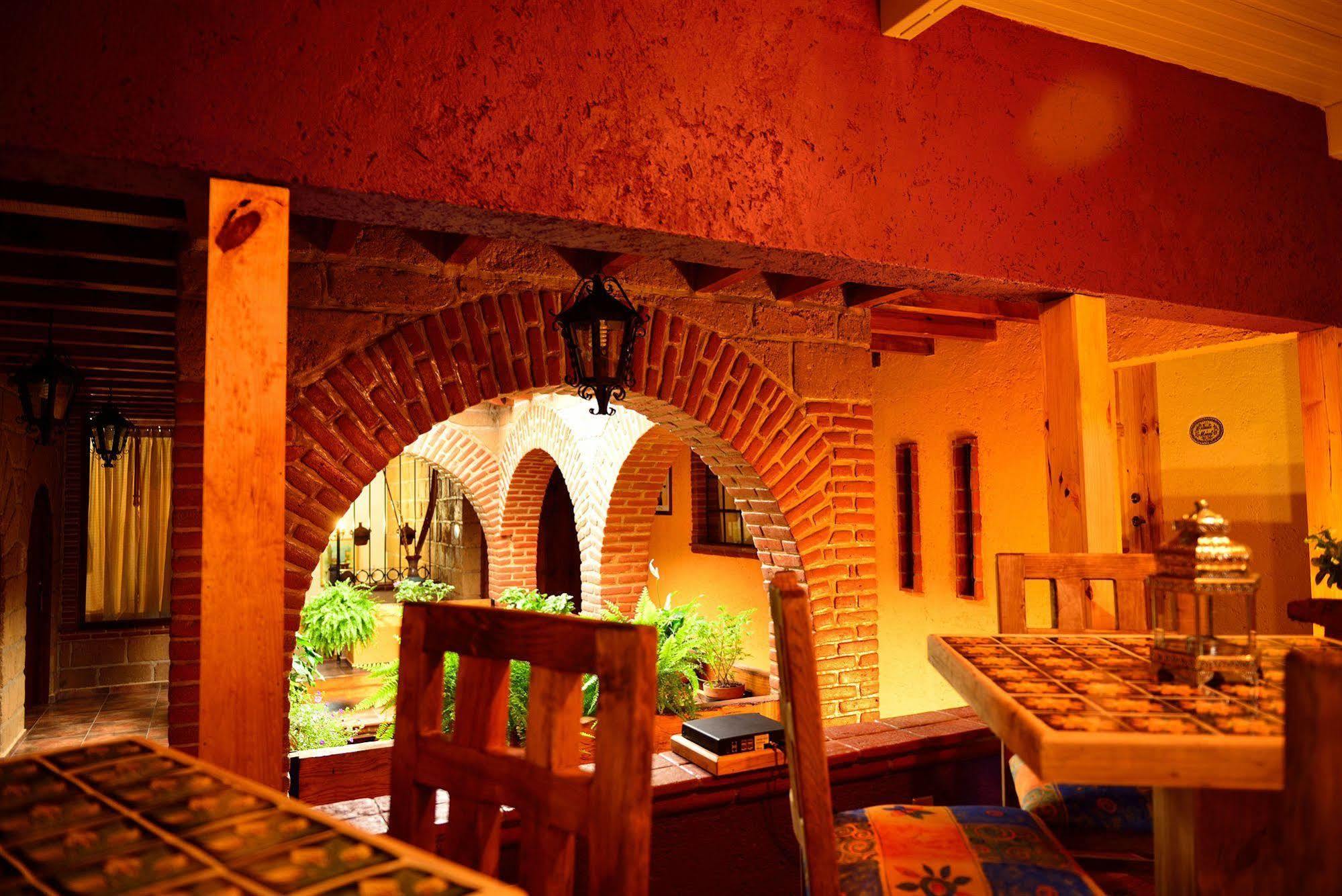 Mex Suites Casa Azul B&B Città del Messico Esterno foto